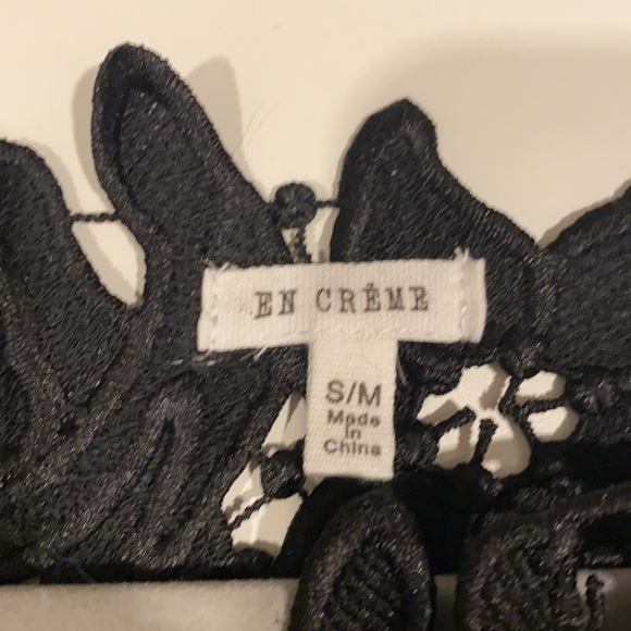 Vicidolls En Creme sweater with lace cutout detail - Picture 3 of 6